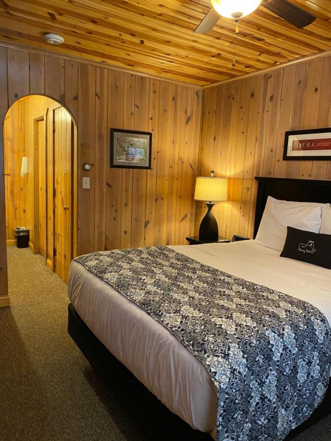 Harney Peak Inn Hill City Extérieur photo